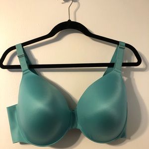 New, Never Worn 42D Teal SOMA Vanishing Back Bra!